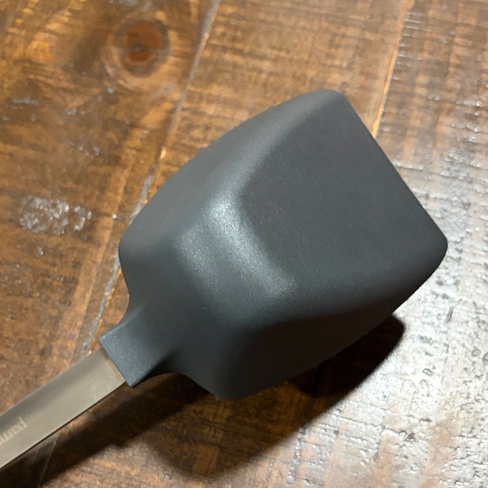 THE PAMPERED CHEF Gray and Silver Spoon Kitchen - Picture 6 of 8